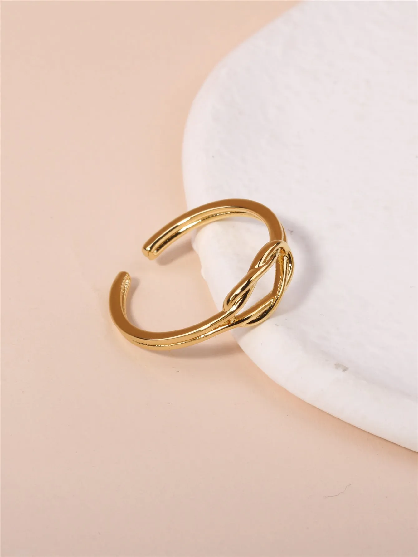 18K Gold Plated Open Ring with Delicate Craftsmanship and Elegant Design