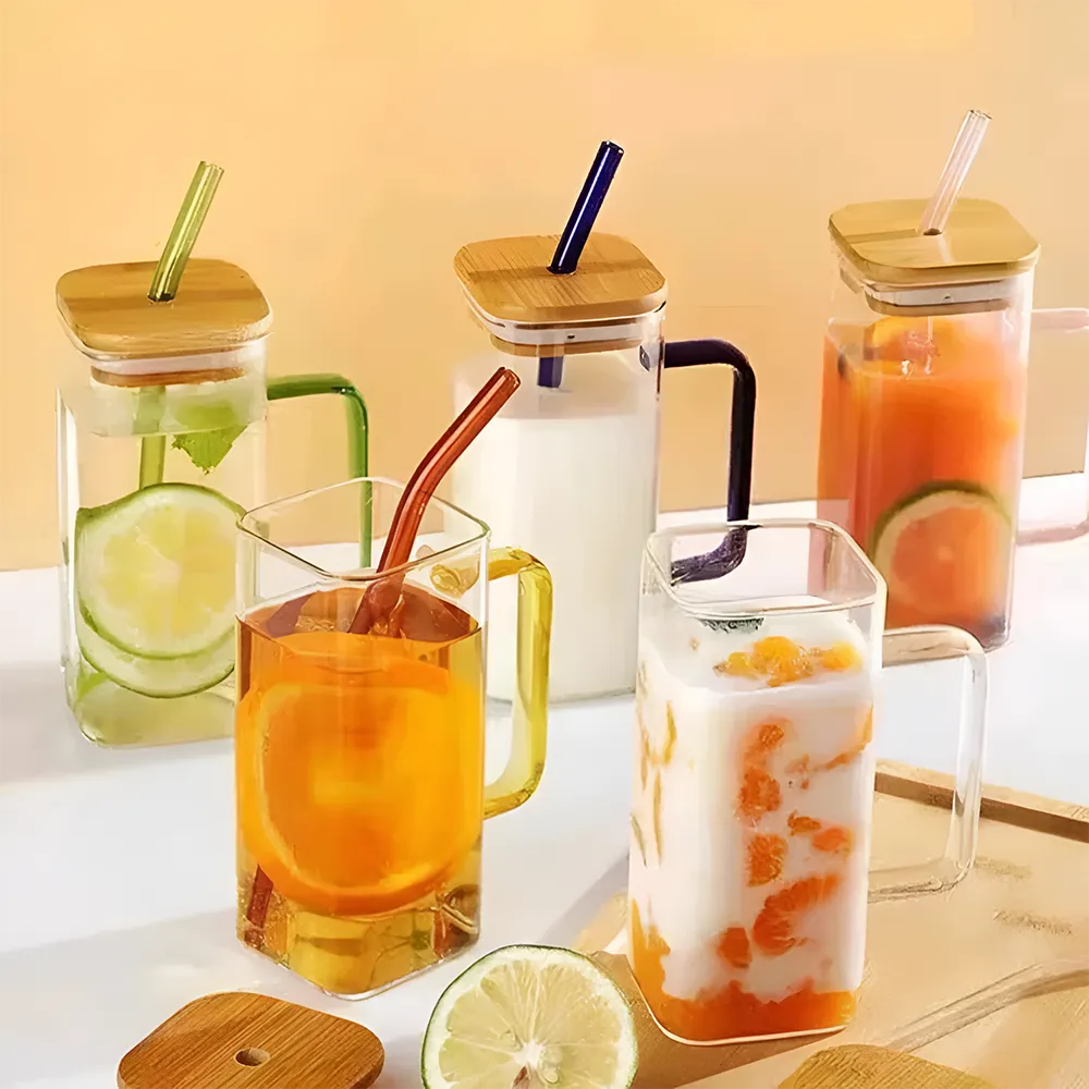 400ml Square Glass Sipper with Secure Lid and Reusable Straw