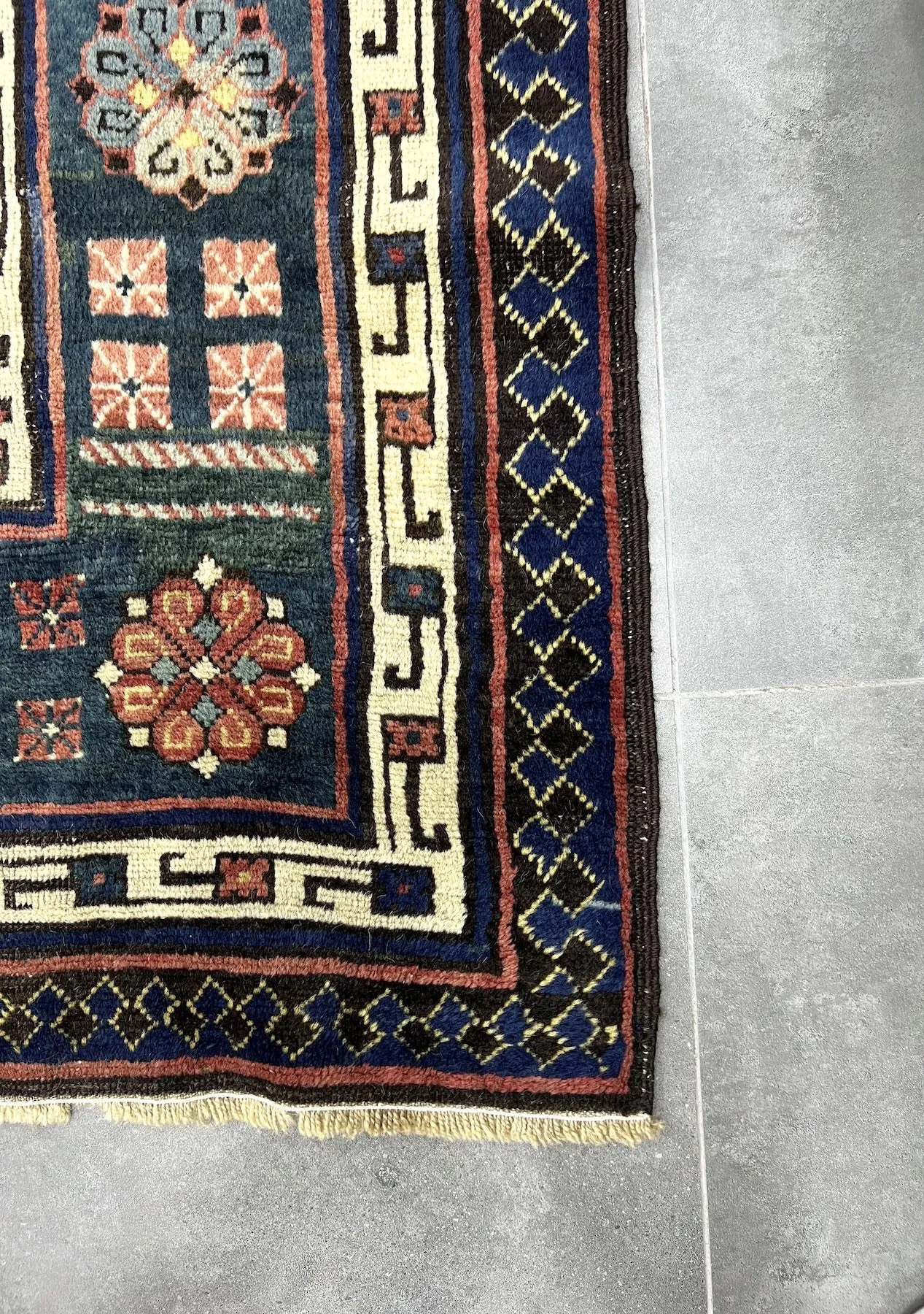 Ainsley - Vintage Persian Area Rug