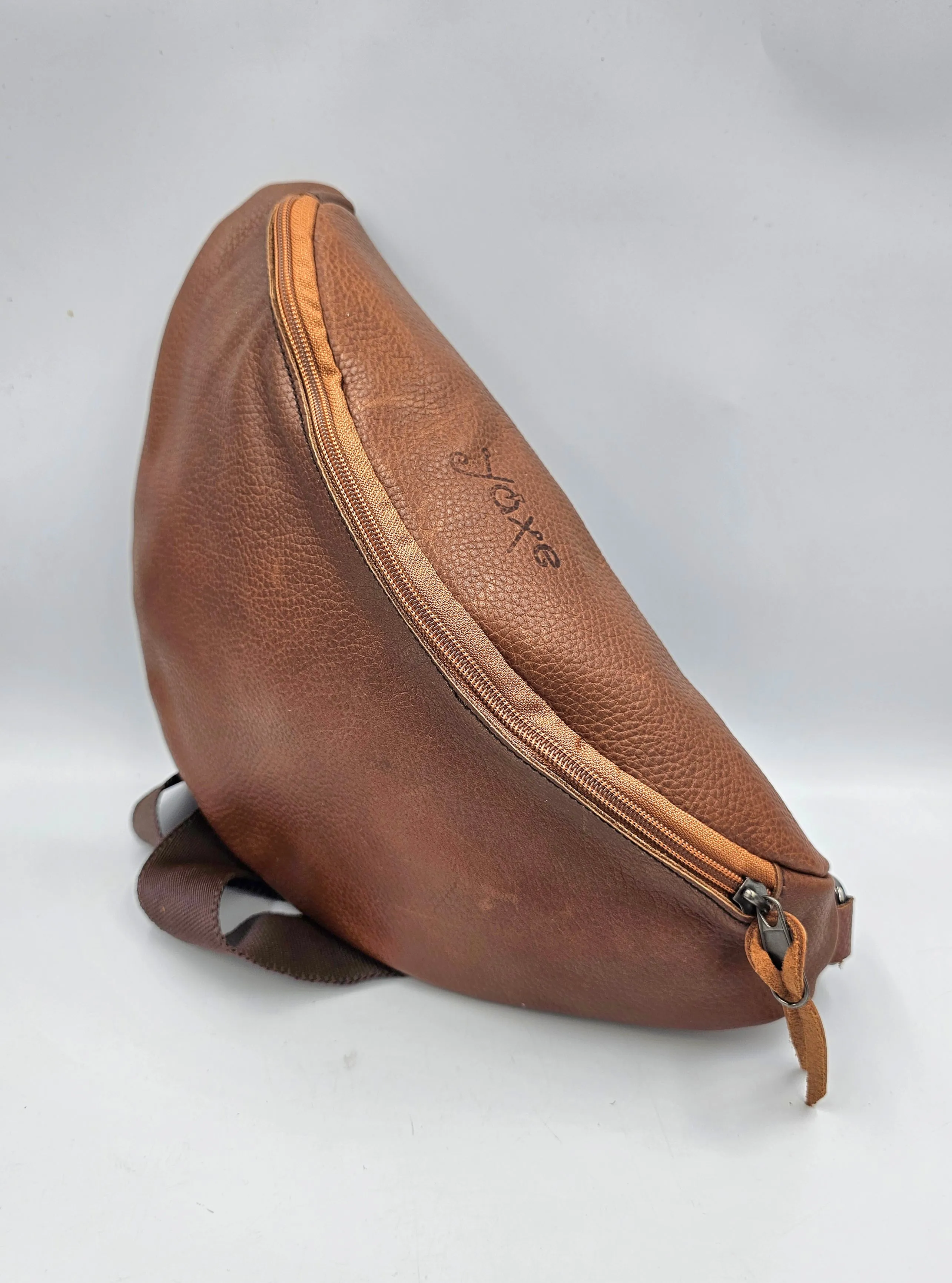 Brown leather waist bag - Unisex leather fanny pack