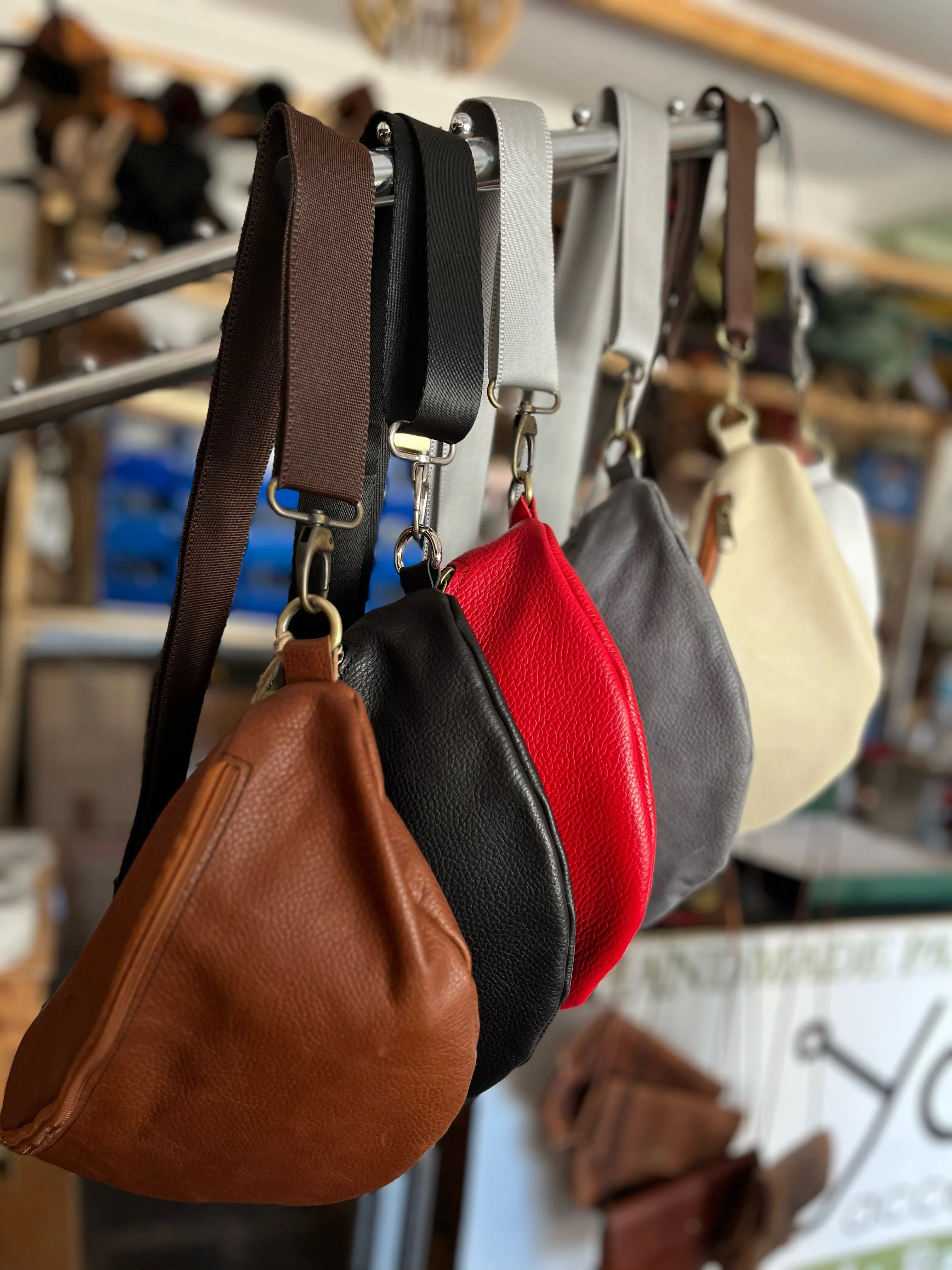 Brown leather waist bag - Unisex leather fanny pack