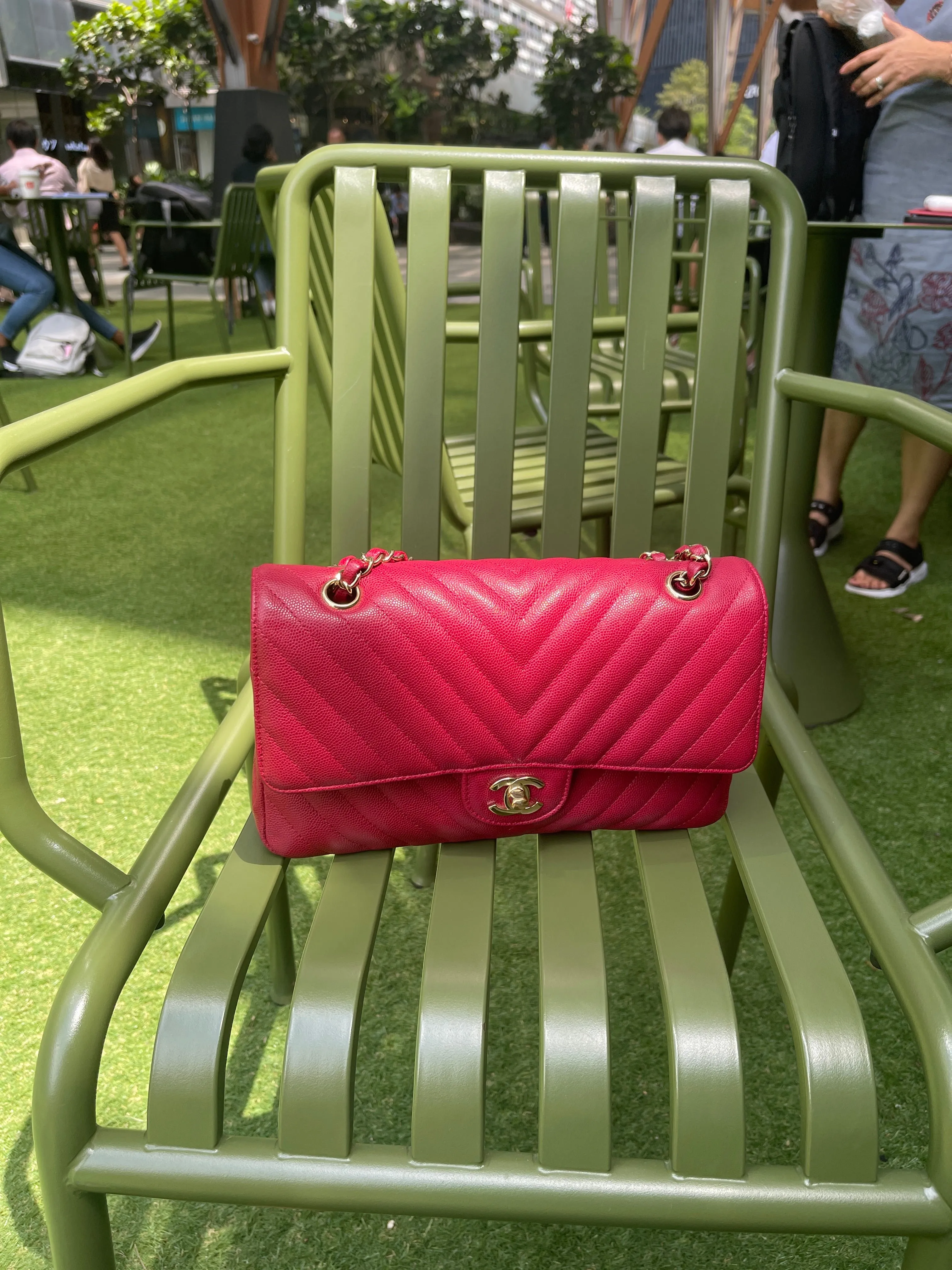 Chanel Medium Chevron Rosy Red Caviar Gold Hardware 18B