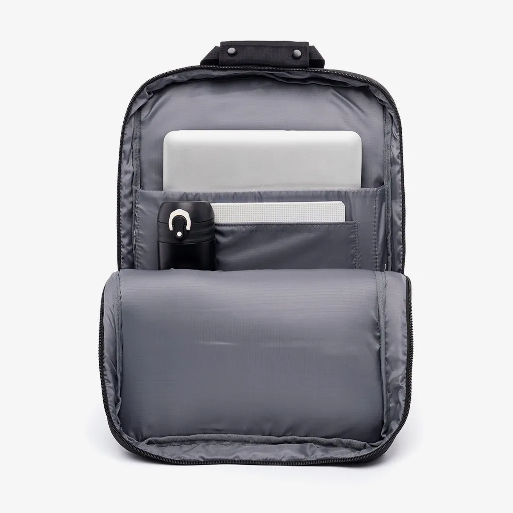Daily 15" Backpack Black Vandra