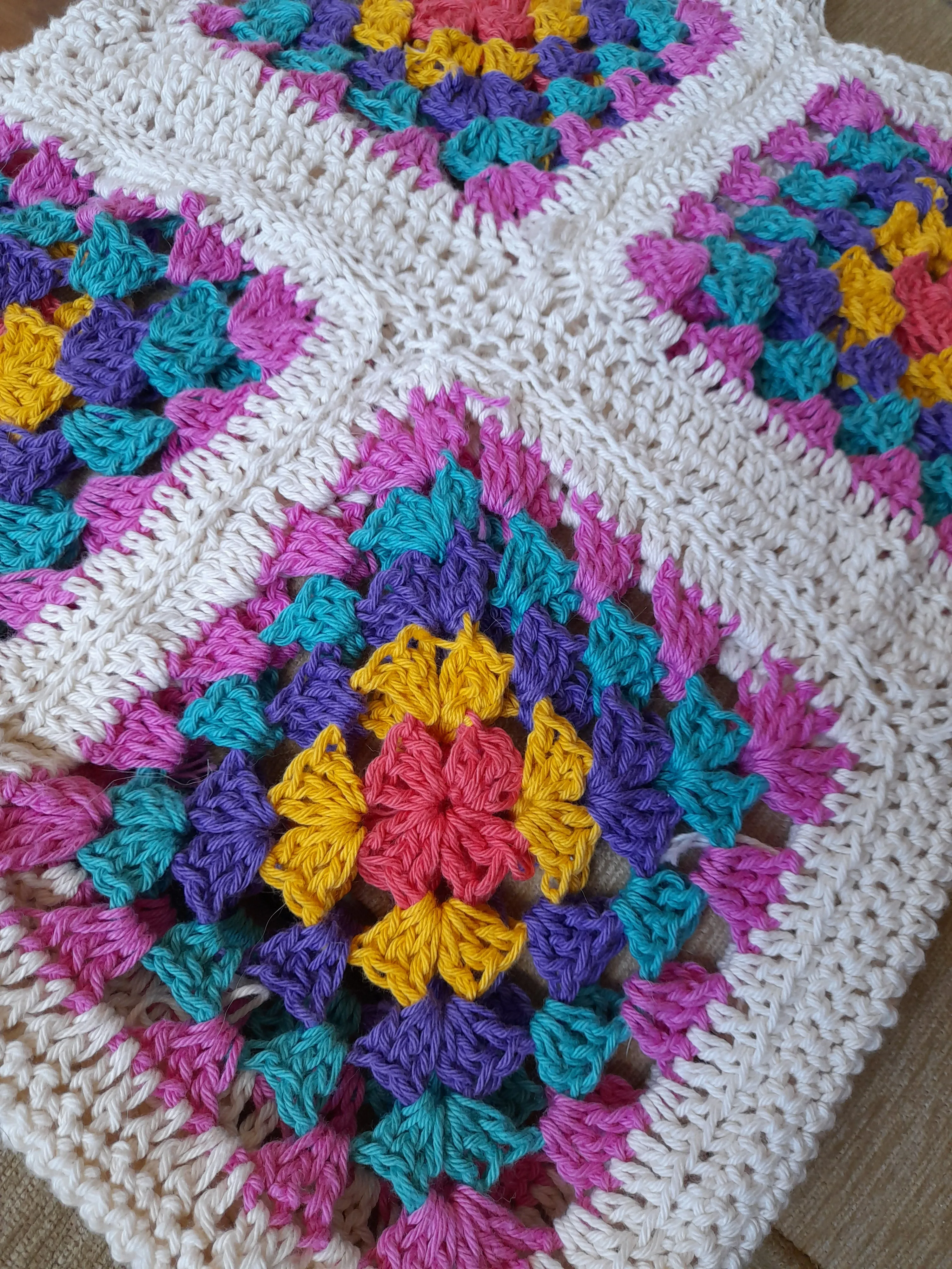 Granny square crochet tote bag pattern