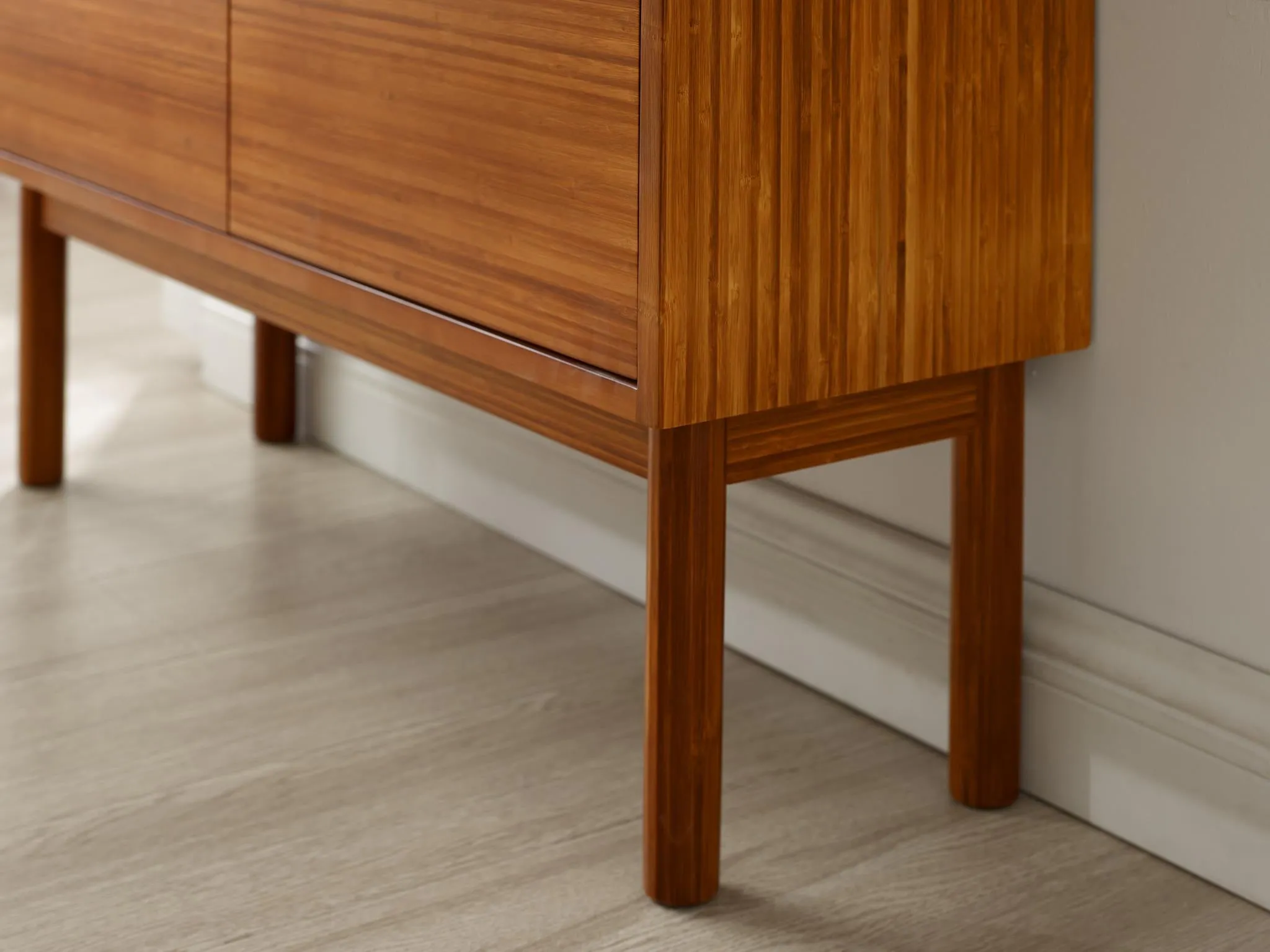 Greenington Modern Mira Console - GMA001AM