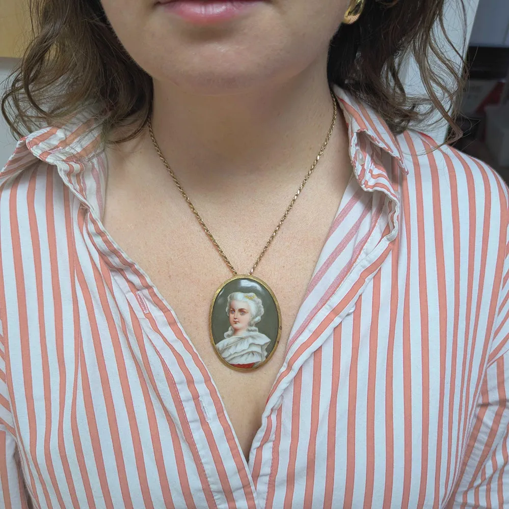 HAND PAINTED VINTAGE PORTRAIT PENDANT 14K YELLOW GOLD FLORENTINE NECKLACE CAMEO