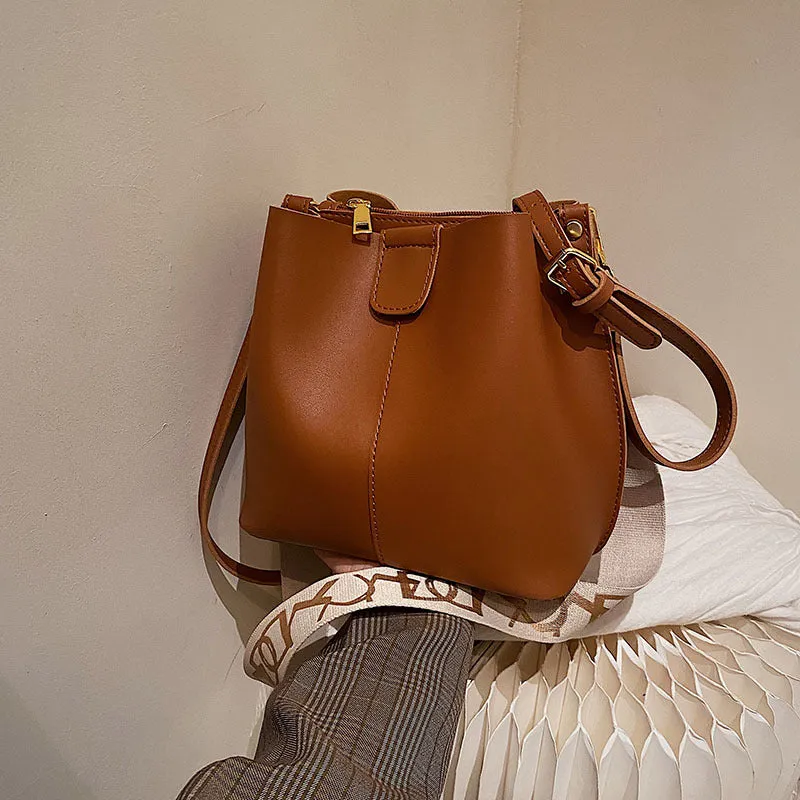 Kayla Shoulder Strap Bucket Bags