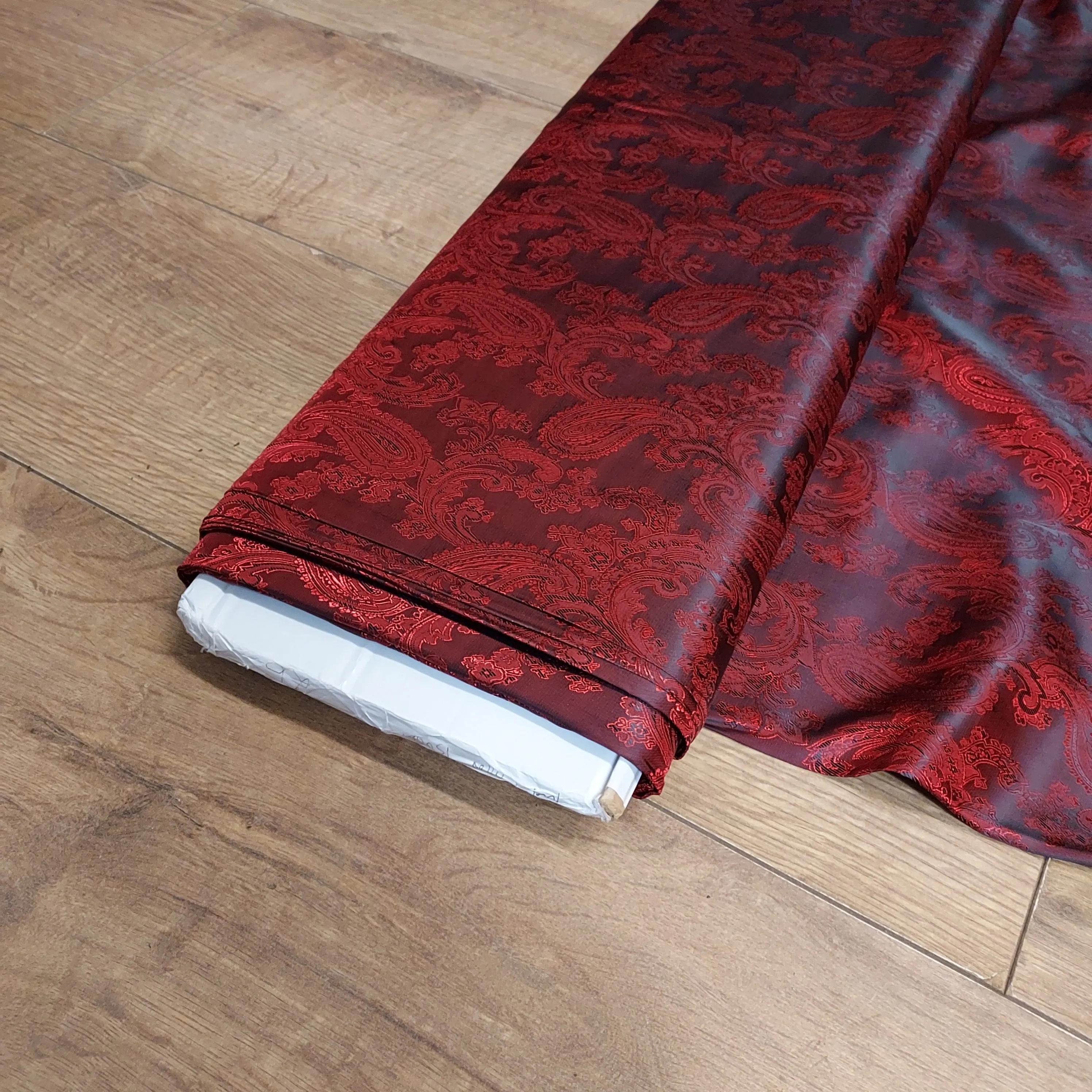Paisley Jacquard Polyester Lining Fabric - Various Colours