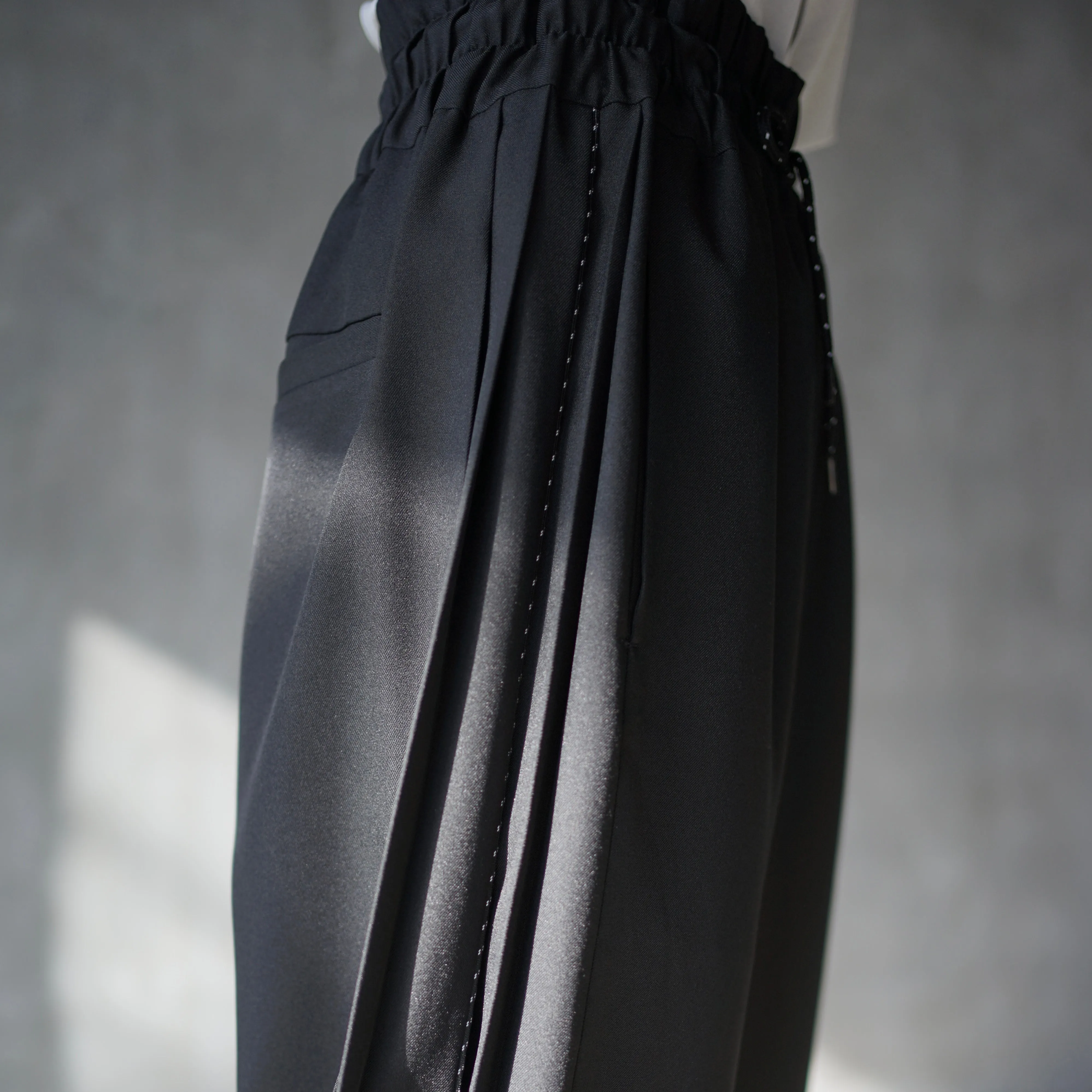 Polyester Linon pleated track pants