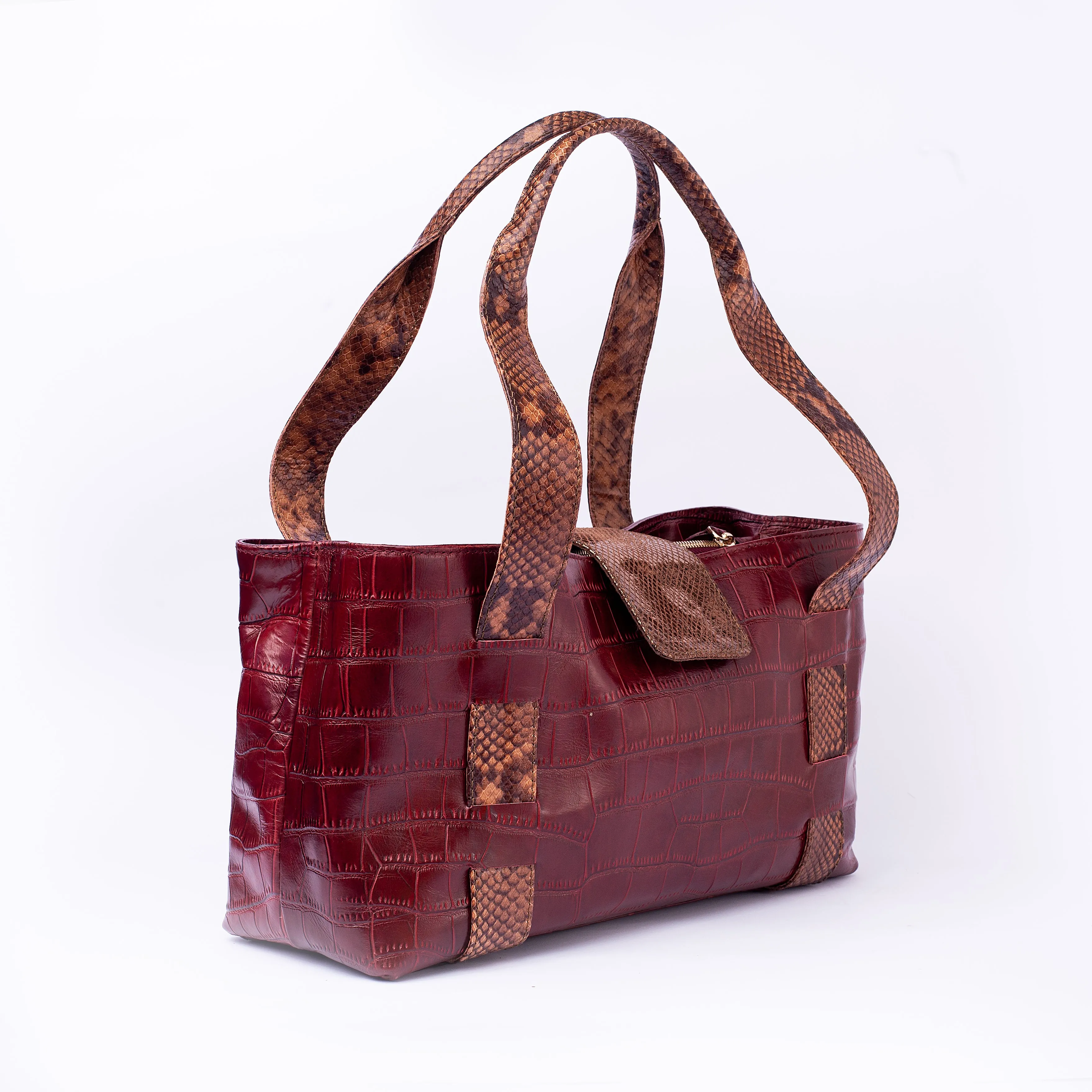 SERPENTINE SHOULDER TOTE BAG | MERLOT