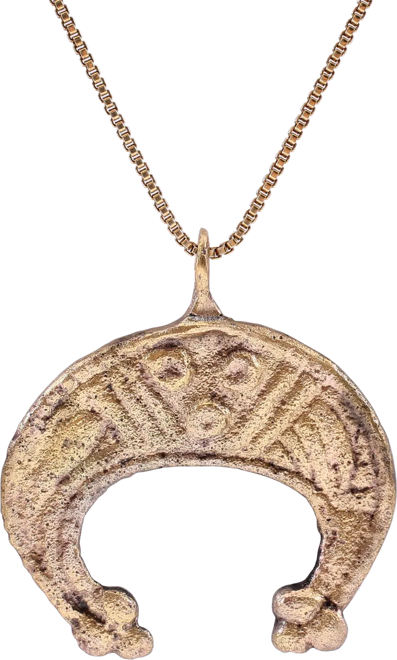 SUPERB VIKING LUNAR PENDANT NECKLACE, 10TH-11TH CENTURY AD