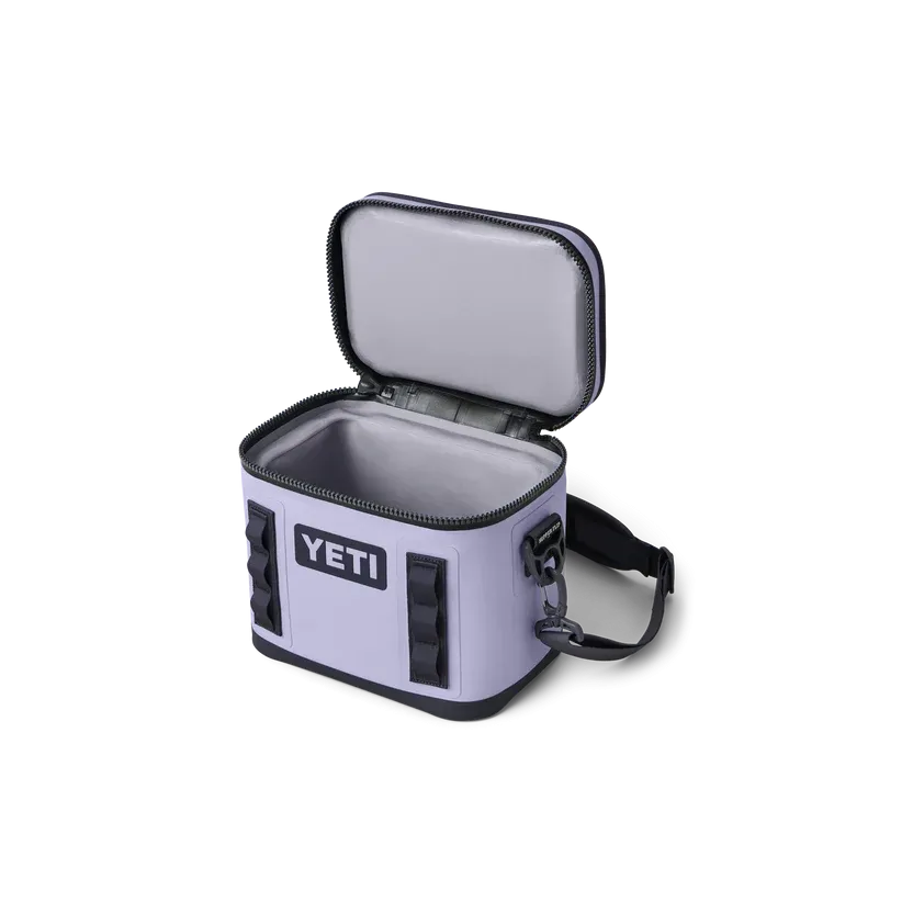 YETI Hopper Flip 8